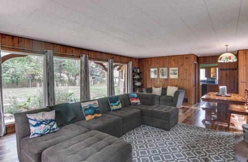 Idaho Springs Cottage | Charming Idaho Springs Retreat on Chicago Creek!