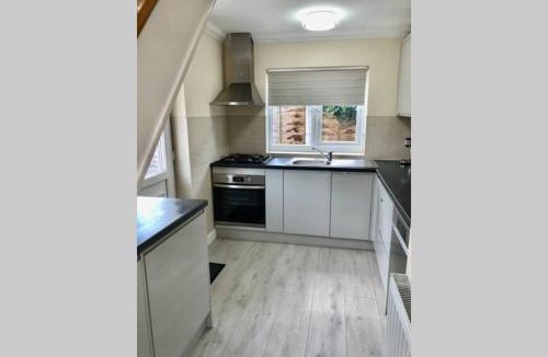Northwich House | Charming just renovated 2 bed cottage in the centre of village