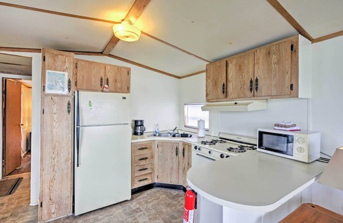 Silver Springs Cabin | Charming Lakefront Cabin in Ocala National Forest!