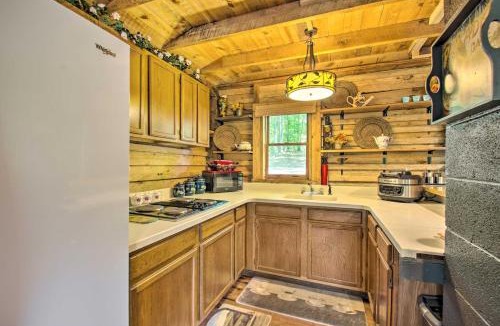 Ridge House | Charming Lakefront Cabin: Fish, Hike & More!