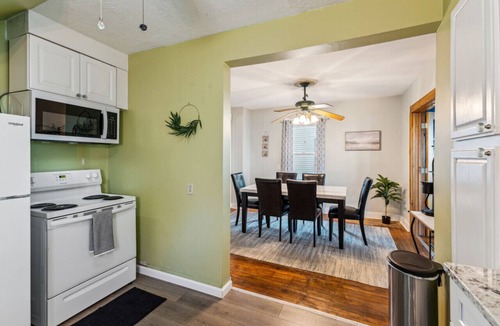 Lorain House | Charming Lakefront home with incredible views on Lake Erie, Lorain OH