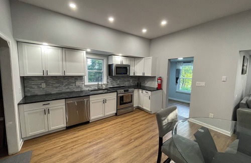 Colchester House | Charming Lakeview, 3 Bedroom home in Colchester