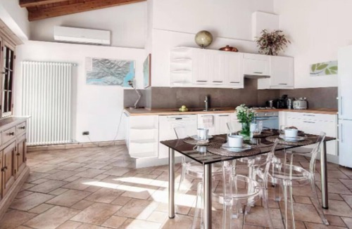 Menaggio Apartment | Charming Lakeview Apartment in Villa - Menaggio