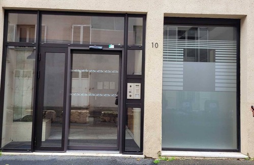 Chartres Apartment | Charming LE COCOONING studio in a quiet location in the shadow of the cathedral