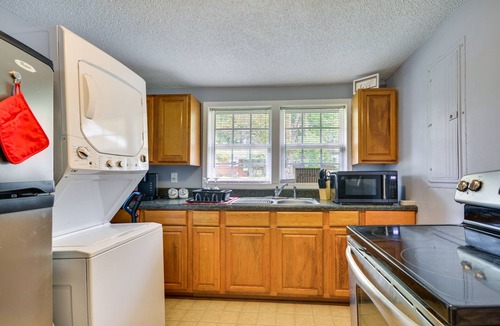 Lexington House | Charming Lexington Home - 2 Mi to Downtown!