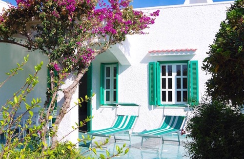 Villanova House | Charming, light-filled Mediterranean Villa – sleeps 2-6, only 250 m from the Sea