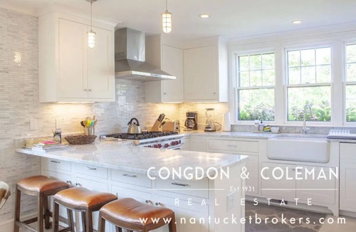 Nantucket Town Cottage | Charming light-filled 1920's cottage in great location