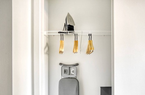 LoDo Apartment | Charming LoDo 1BR w/ W/D, Pool & Gym, near Union Station, by Blueground