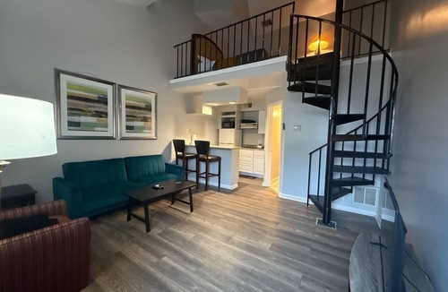 Winchester Apartment | Charming Loft In Winchester Va, Furnished and all Inclusive