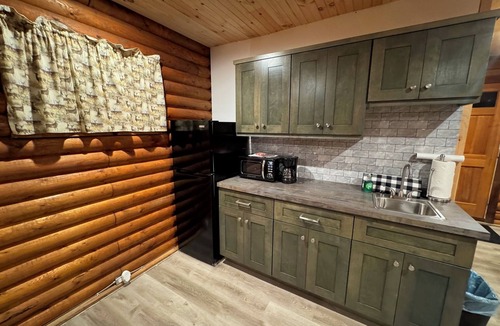 Kimbolton Cabin | Charming log cabin on gravel back road with peace, quiet, all amenities of home