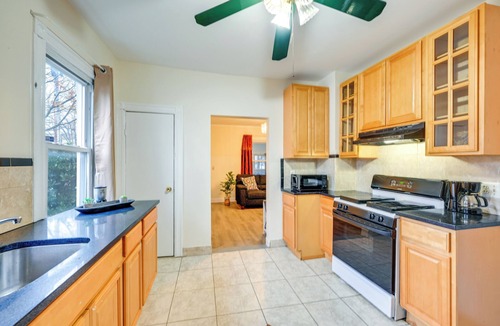 Freeport House | Charming Long Island Home w/Fenced Yard!