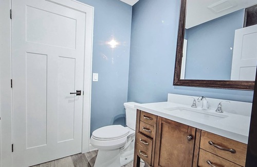 Wall Township House | Charming lower level home rental 3 rooms, 3 beds close to Belmar Beach