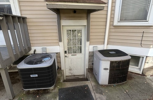 Terre Haute Apartment | Charming lower-level suite close to ISU & downtown