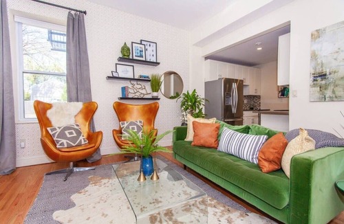 Highland Park House | Charming Luxury Duplex | near T