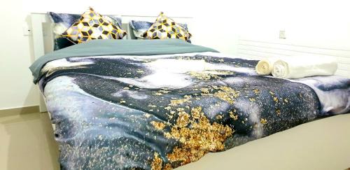 West Bank House | Charming Luxury Room 10 Min from the Old City