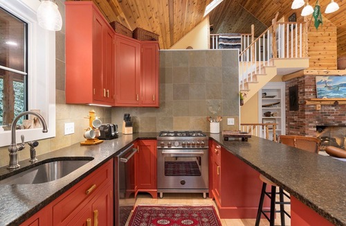 South Kingstown Cottage | Charming Luxury 3-bedroom cottage in South Kingstown