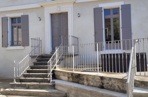 Quarante House | Charming Maison de Maitre with private pool in the village center