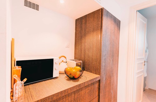 Prado-Perier Apartment | Charming Maisonnette at Prado Carré d’Or by Maison