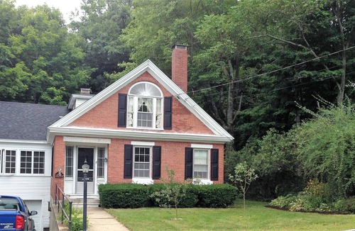 Meredith House | Charming Meredith Village Antique Brick Home For Rent