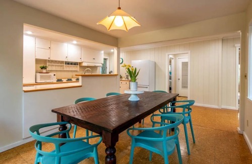 Davis House | Charming mid-century home in Old North Davis! Perfect for longer stays!