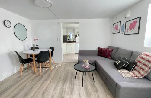 Spjelkavik Apartment | Charming Modern Apartment Close to Moa & Ålesund
