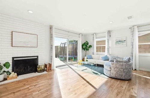 Bonita Villa | Charming Modern Escape with Outdoor Living