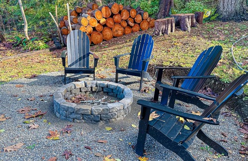 Shelton House | Charming modern farmhouse with water views, fire pit