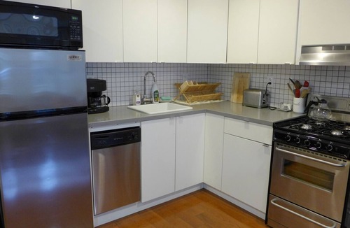 Carroll Gardens Apartment | Charming modern garden apartment