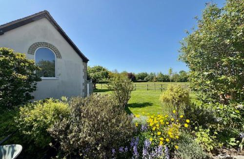 West Knoyle House | Charming modernized country cottage Near Mere, Wiltshire