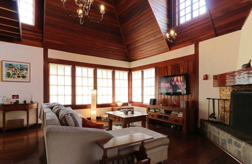 Recanto Araucaria Ski Chalet | Charming Mountain Chalet