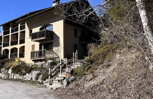Vallouise-Pelvoux Apartment | Charming mountain apartment – Sleeps 4 to 6