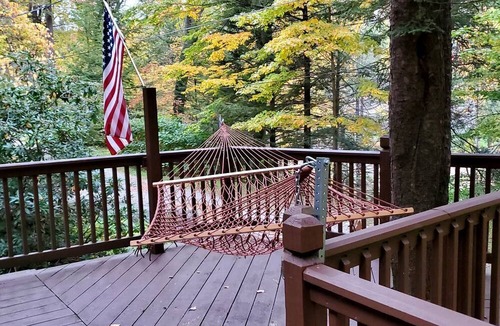 Jefferson Township Cabin | Charming Mountain Cabin near Ski and Golf Resorts, Pennsylvania