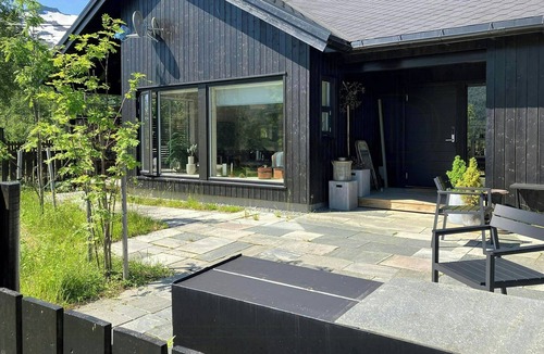 Sykkylven House | Charming mountain cabin in spectacular nature