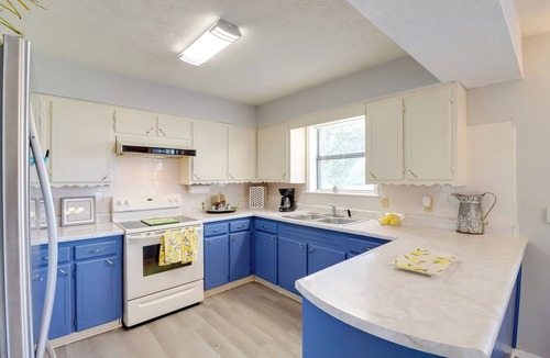Mountain Home House | Charming Mountain Home Getaway w/Gas Grill!