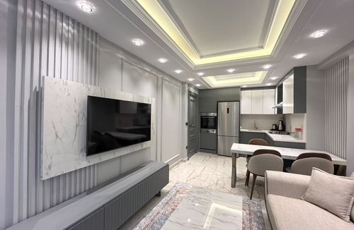 Zeytinburnu Apartment | Charming New Apartment next to ISTANBUL Fisekhane & Marmaray Metro Station