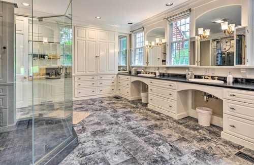 Southbridge House | Charming New England Estate w/ 4 Fire Pits!