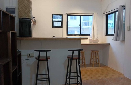 General Luna Apartment | Charming new studio with AC and WiFi in enchanting General Luna