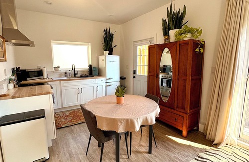 Freestone Apartment | Charming NEW studio with AC and private yard in tranquil Sebastopol