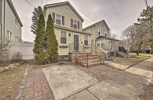 Jericho House | Charming New York Escape Near Central Park!