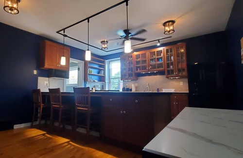 Oswego House | Charming Oasis in the Heart of Oswego!! Your Home Away from Home 🏡✨!!