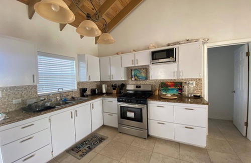 Long Island House | Charming Ocean Front Home With Awesome Ocean Views