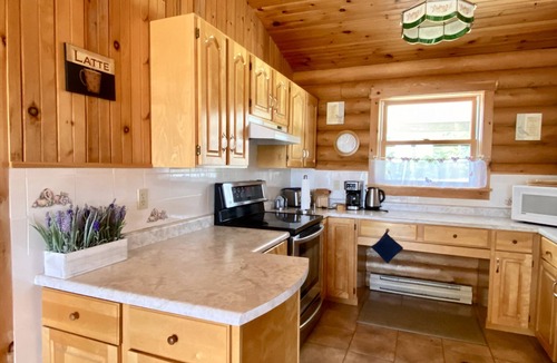 Terence Bay Cottage | Charming ocean view cottage In Terrace Bay