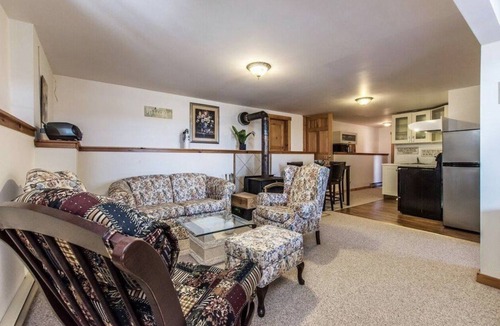 Terence Bay Cottage | Charming ocean view cottage In Terrace Bay