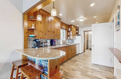 Gleneden Beach House | Charming Oceanfront Two Story Home Private Hot Tub Deck Gas Grill and Views
