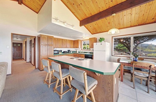 Gleneden Beach House | Charming Oceanfront Home with Nearby Beach Access and Amazing Ocean Views