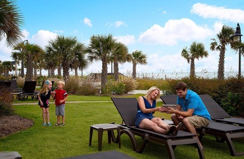 Downtown Myrtle Beach Condo | Charming Oceanfront One Bdrm Condo: MB Boardwalk