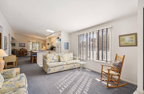 South Bethany House | Charming Oceanside Saltbox Style Home in Bethany Beach!