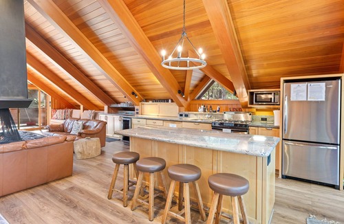 Olympic Valley House | Charming Olympic Valley Four Bedroom Home