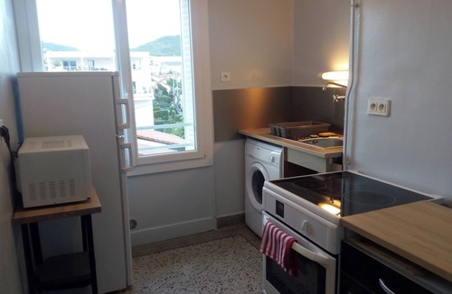 La Glaciere Apartment | Charming one-bedroom apartment with a view, near downtown