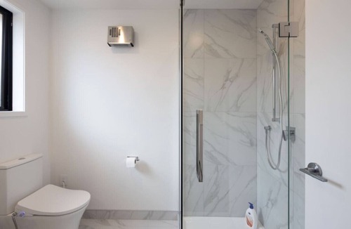 Lower Hutt House | Charming One-Bedroom Stay on Biddle